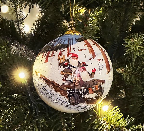 Main Image *SOLD OUT* Glass bauble, Julen 2025